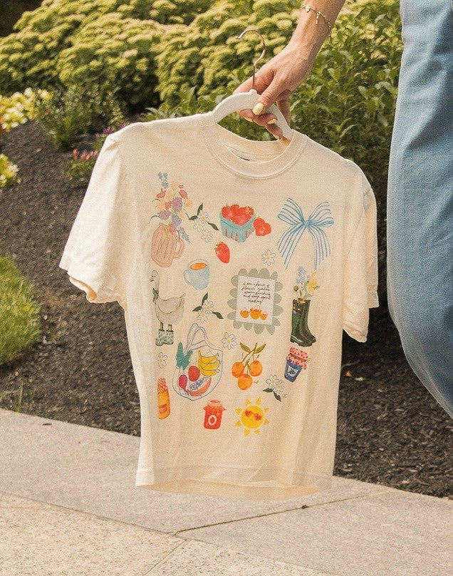 Market Day Cropped Graphic Tee